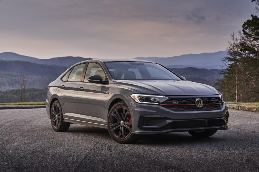  Volkswagen Jetta GLI 35th Anniversary 2019 года  (NA) (фото 22 из 44)